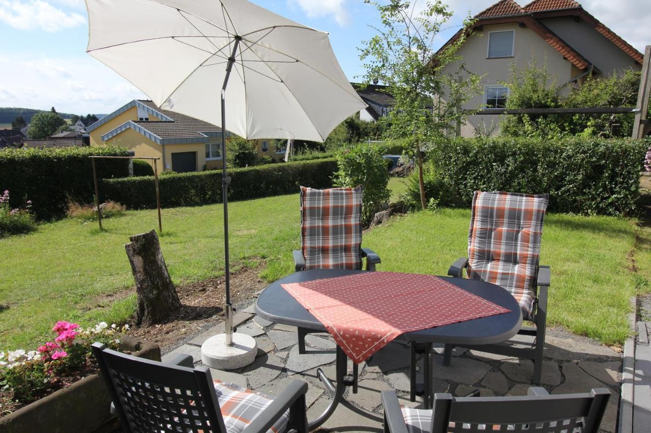 Ferienwohnung Mohrs Mehren  Exterior photo